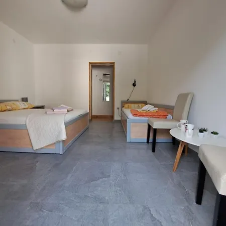 Katja Gradac (Split-Dalmatia)